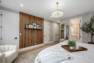2153 W Fletcher St, Chicago, IL 60618 - Photo 25