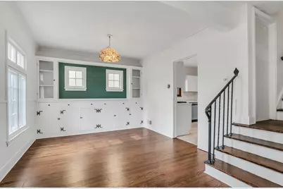 526 W Jackson Street, Woodstock, IL 60098 - Photo 5