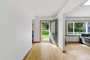37883 N Watts Ave, Spring Grove, IL 60081 - Photo 3