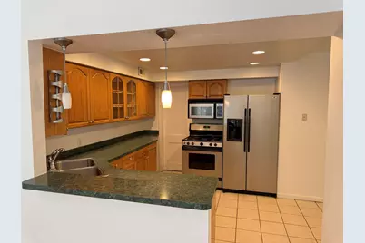 8400 S 84th Court, Hickory Hills, IL 60457 - Photo 5