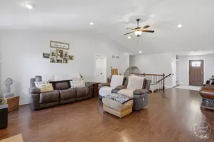 434 Lantern Ct, Bourbonnais, IL 60914 - Photo 5