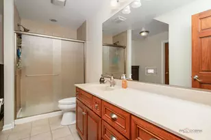 126 Schooner Ln, Lake Barrington, IL 60010 - Photo 27