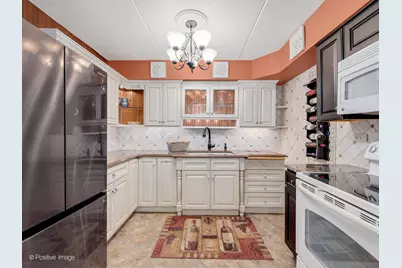 475 N Cass Avenue #105, Westmont, IL 60559 - Photo 3