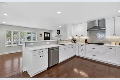 310 N Schiller Street, Palatine, IL 60067 - Photo 11