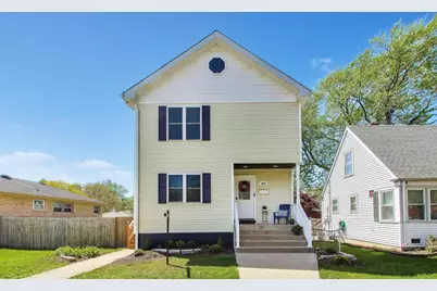 8842 S Talman Avenue, Evergreen Park, IL 60805 - Photo 1
