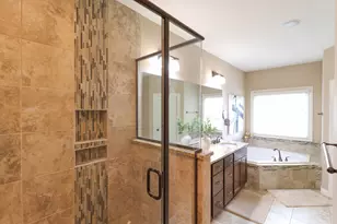 8 Ann Arbor Ct, Bloomington, IL 61705 - Photo 21