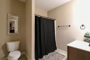 8 Ann Arbor Ct, Bloomington, IL 61705 - Photo 43