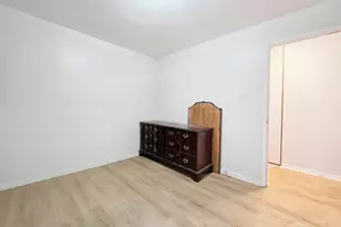 11425 S Elizabeth St, Chicago, IL 60643 - Photo 9
