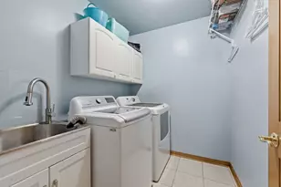 1253 St Charles Dr, Lockport, IL 60441 - Photo 13