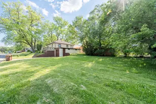 1203 Taylor St, Rockford, IL 61101 - Photo 13