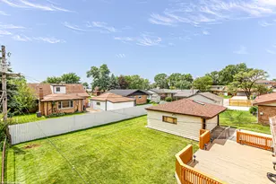 7049 W 91st St, Bridgeview, IL 60455 - Photo 23