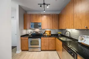 565 W Quincy St, Chicago, IL 60661 - Photo 9