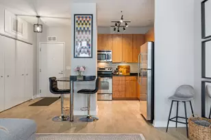 565 W Quincy St, Chicago, IL 60661 - Photo 7