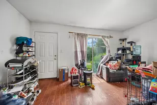 537 Pheasant Ct, Grayslake, IL 60030 - Photo 3