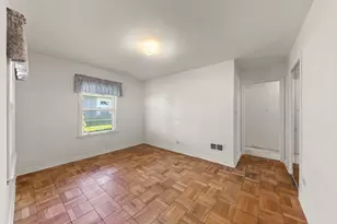 637 Oriole Ave, Park Ridge, IL 60068 - Photo 15