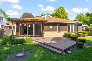 637 Oriole Ave, Park Ridge, IL 60068 - Photo 21