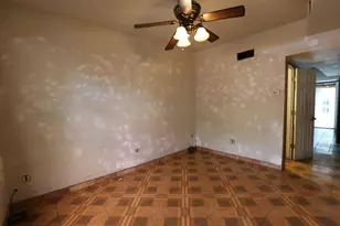 2039 W 18th Pl, Chicago, IL 60608 - Photo 9