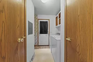 40 E Livingston St, Godley, IL 60407 - Photo 13