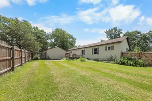 40 E Livingston St, Godley, IL 60407 - Photo 15