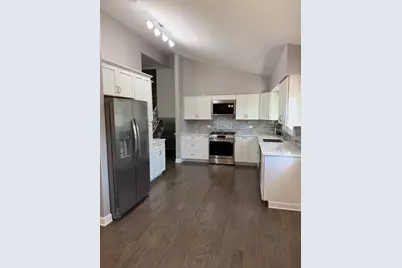 910 Fairlawn Avenue, Libertyville, IL 60048 - Photo 5
