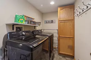405 Allen St, Joliet, IL 60436 - Photo 27