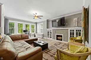 1516 W Byron St, Chicago, IL 60613 - Photo 3