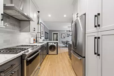 1516 W Byron Street #2W, Chicago, IL 60613 - Photo 7