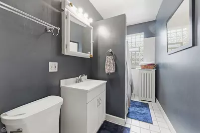 1516 W Byron Street #2W, Chicago, IL 60613 - Photo 9