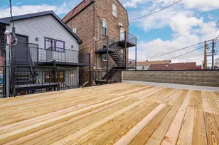 2307 W 19th St, Chicago, IL 60608 - Photo 17