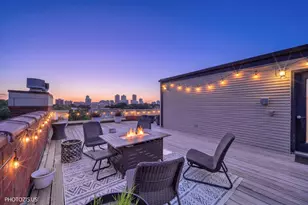 2914 N Sheffield Ave, Chicago, IL 60657 - Photo 39
