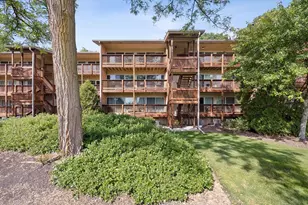 5852 Forest View Rd, Lisle, IL 60532 - Photo 1