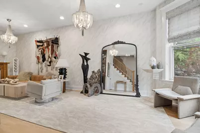 2023 W Walton Street, Chicago, IL 60622 - Photo 3