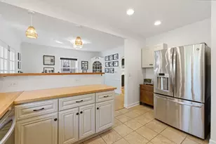 1423 Kirk St, Evanston, IL 60202 - Photo 7