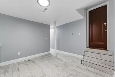 7732 S Phillips Avenue, Chicago, IL 60649 - Photo 19