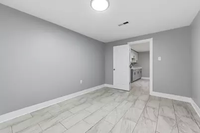 7732 S Phillips Avenue, Chicago, IL 60649 - Photo 25