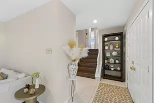 726 E 194th St, Glenwood, IL 60425 - Photo 3