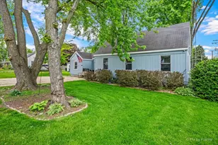 305 S Maple St, Waterman, IL 60556 - Photo 1