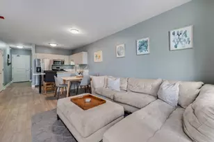 645 N Kingsbury St, Chicago, IL 60654 - Photo 3