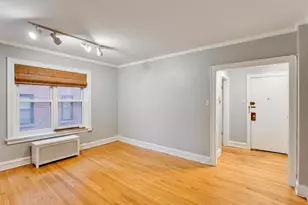 2330 N Lincoln Park W Ave, Chicago, IL 60614 - Photo 3