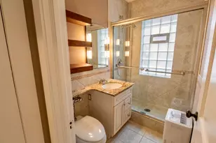 2330 N Lincoln Park W Ave, Chicago, IL 60614 - Photo 5