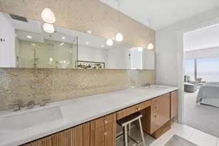 950 N Michigan Ave, Chicago, IL 60611 - Photo 19