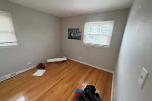 185 Pleasant Dr, Chicago Heights, IL 60411 - Photo 7