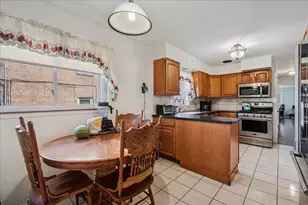 8940 Lamon Ave, Skokie, IL 60077 - Photo 7