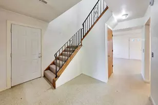 26371 N Diamond Lake Rd, Mundelein, IL 60060 - Photo 15