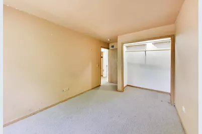26371 N Diamond Lake Road, Mundelein, IL 60060 - Photo 27