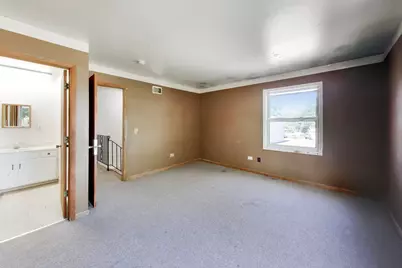26371 N Diamond Lake Road, Mundelein, IL 60060 - Photo 19