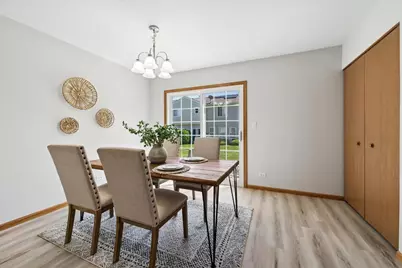 21529 Cormorant Street, Crest Hill, IL 60403 - Photo 5