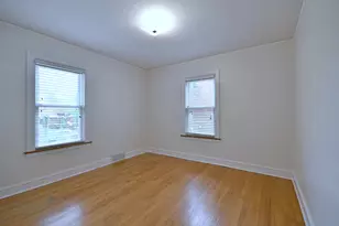 1620 N 73rd Ct, Elmwood Park, IL 60707 - Photo 9