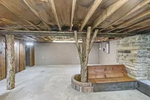 414 Gilliland Rd, Walnut Hill, IL 62893 - Photo 9