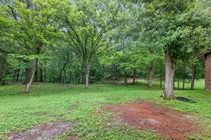 414 Gilliland Rd, Walnut Hill, IL 62893 - Photo 47